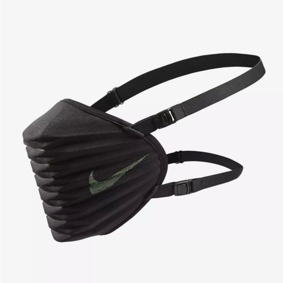 NIKE Venturer Sports Performance Face Mask DO8356-010 Unisex Size S - Picture 1 of 6